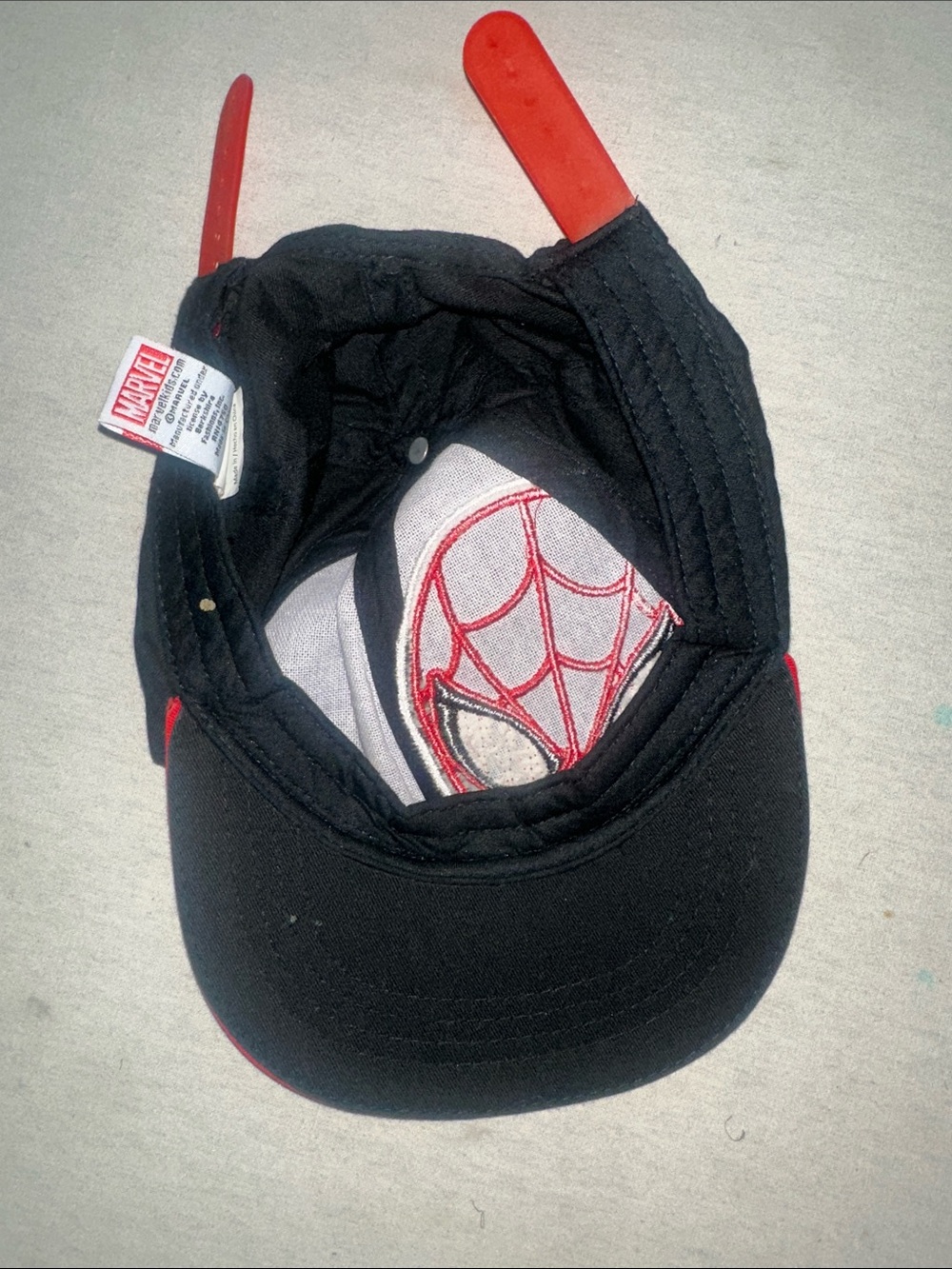 Black Kids Adjustable Spider Mask Cap with Red Web Accents - Picture 2 of 2